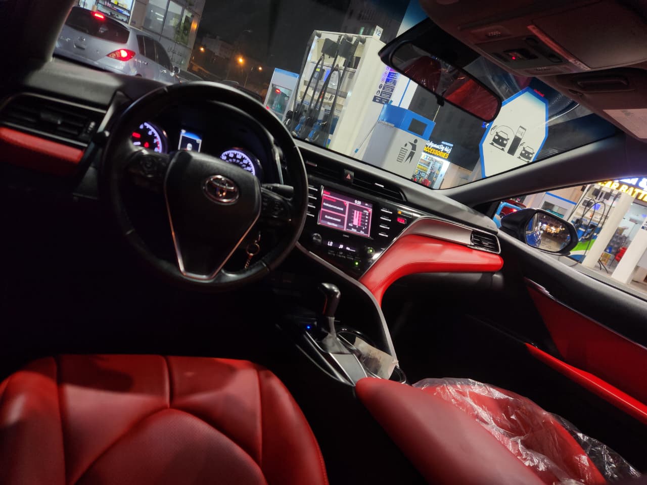 Toyota - Camry — Picture 1