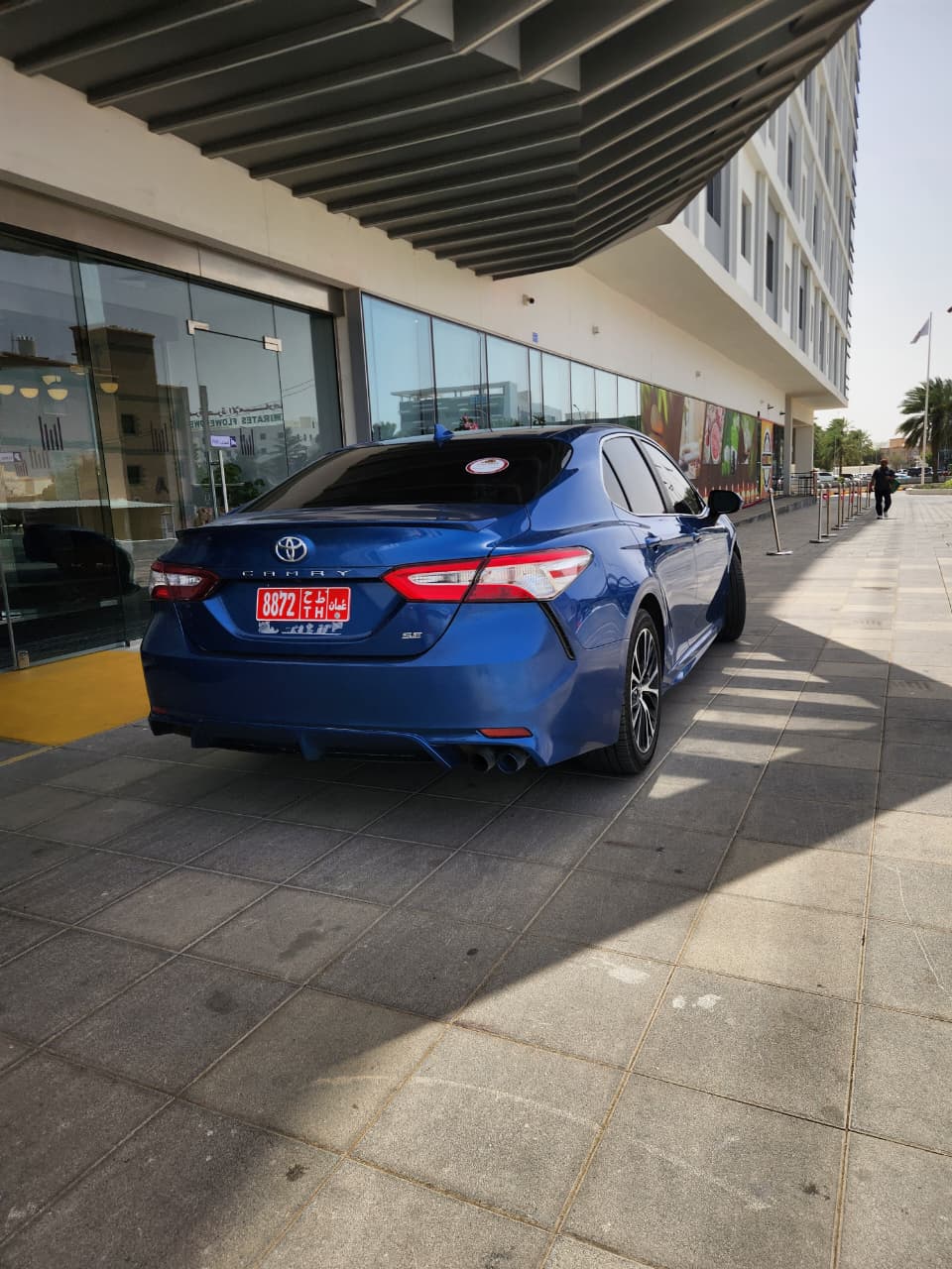 Toyota - Camry — Picture 3