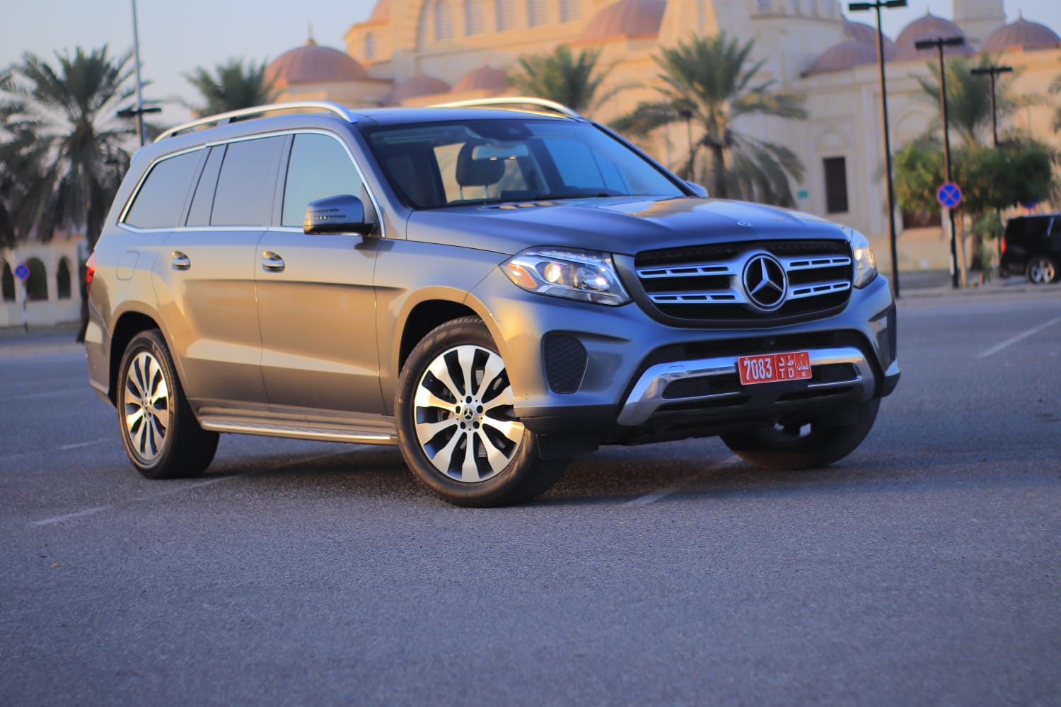 Mercedes-Benz - GL450 — Picture 4