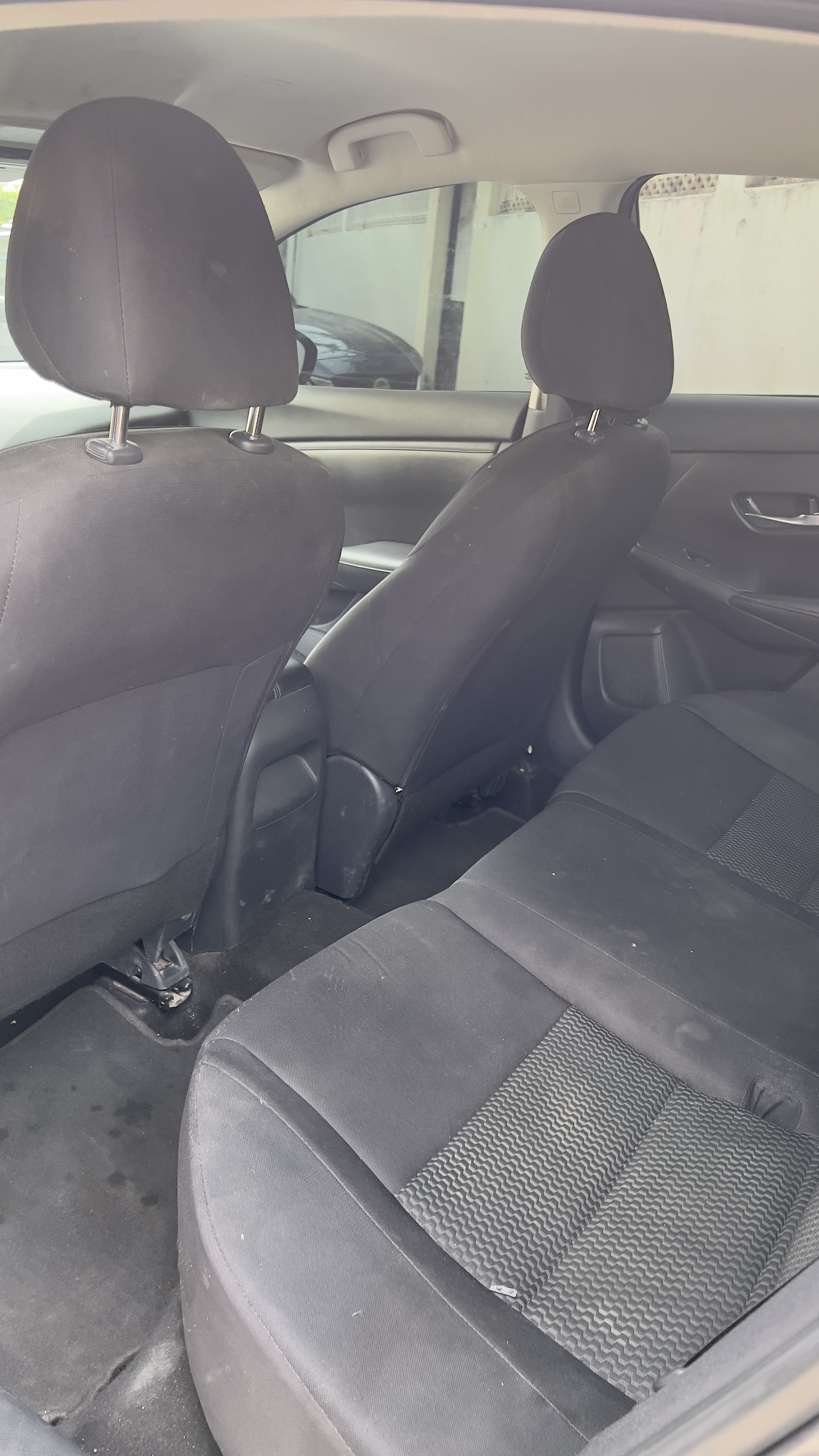 Nissan - Sentra — Picture 1